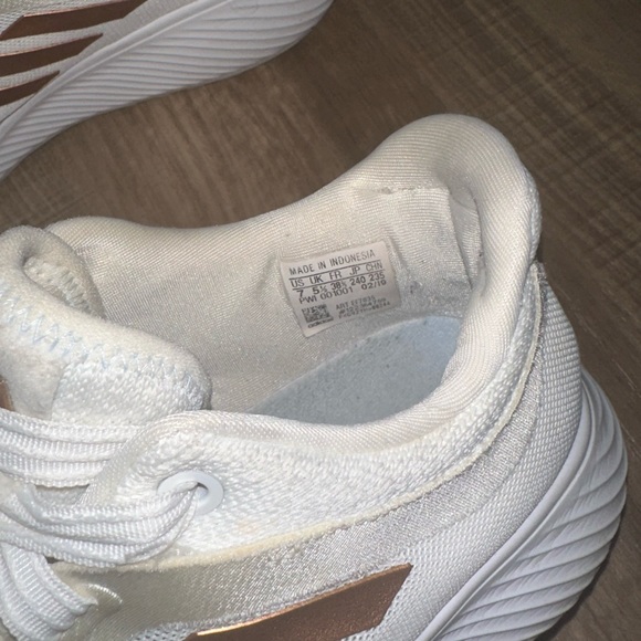 Adidas Edge Lux 3 Shoes - Picture 6 of 6